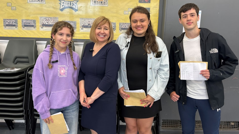 Cabinet Secretary for Education Lynne Neagle with learners at Pencoed Comprehensive, Bridgend receiving their GCSE results-2