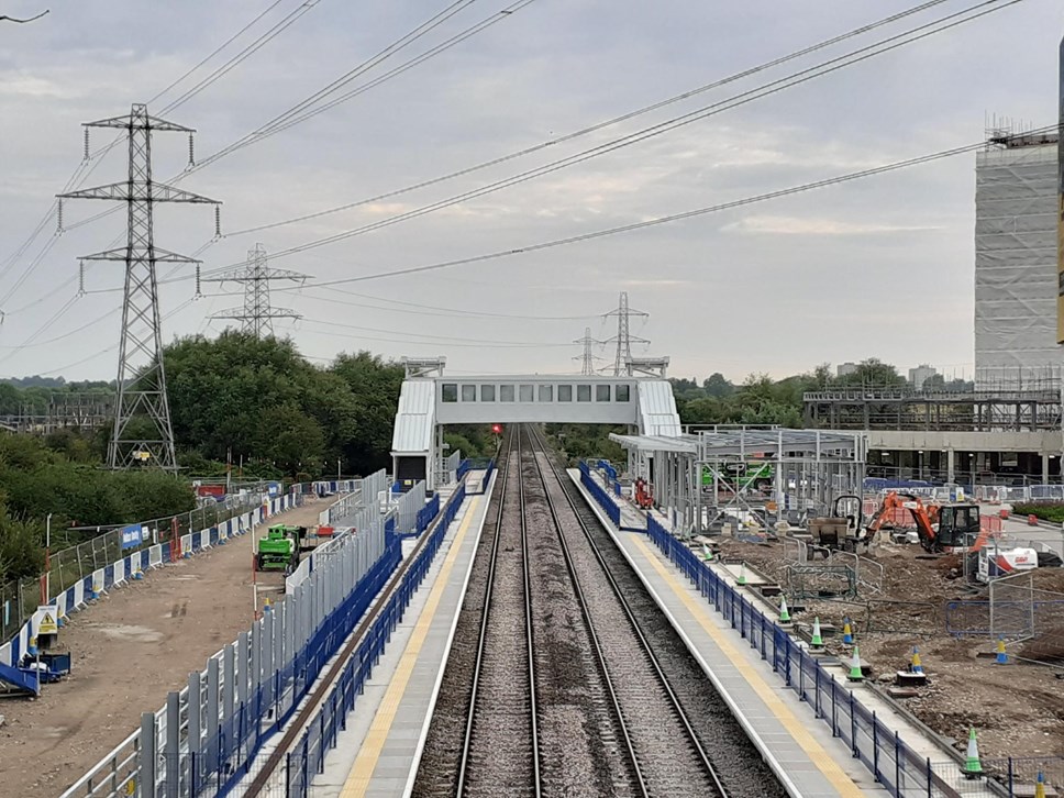 Green Park Station new footbridge