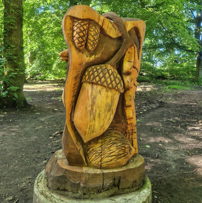 Sculpture Trail - Deer and acorn