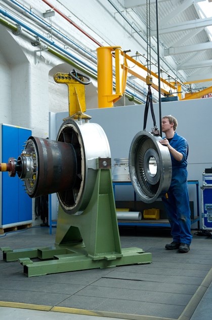 Siemens is lead industry partner in new Lincoln UTC: lincoln-apprentice-2.jpg