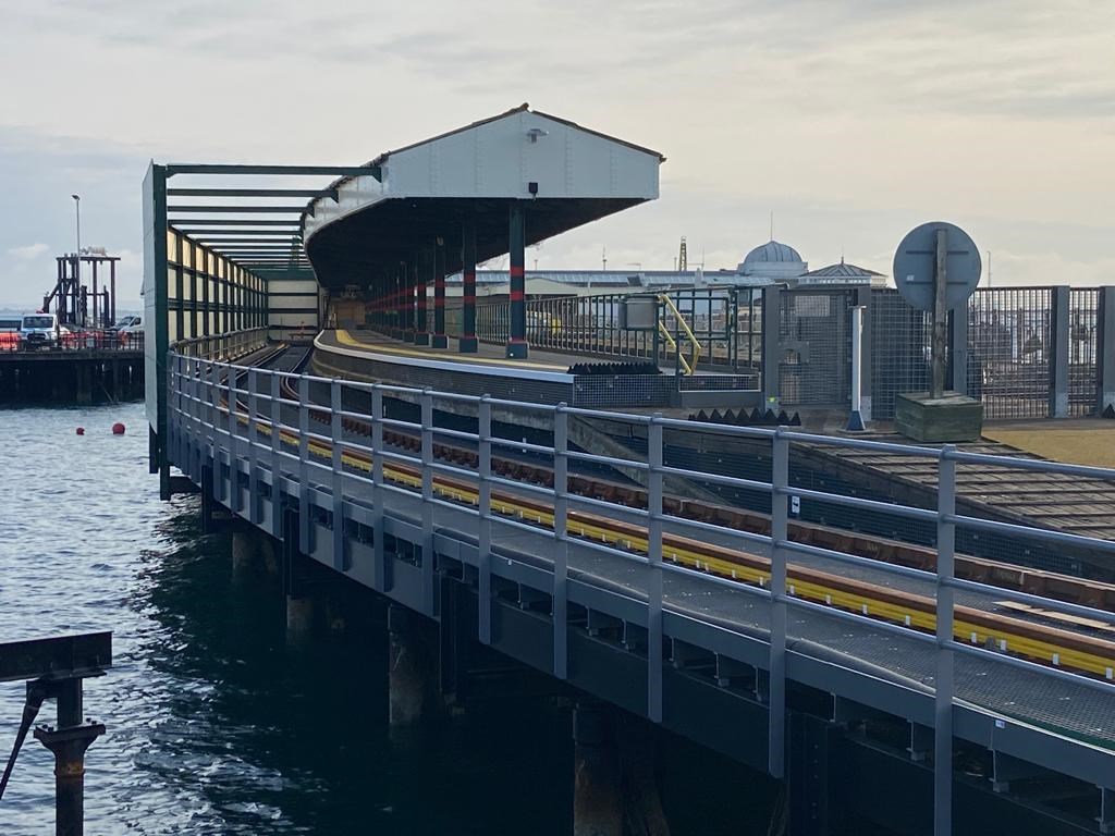 Ryde Pier wide shot