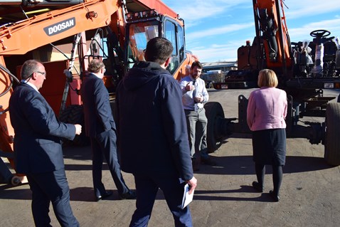 Lynne Neagle AM takes a tour of G.O.S Tool and Engineering