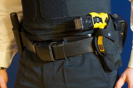 Chiefs to pursue options for probationers to carry Taser: Taser