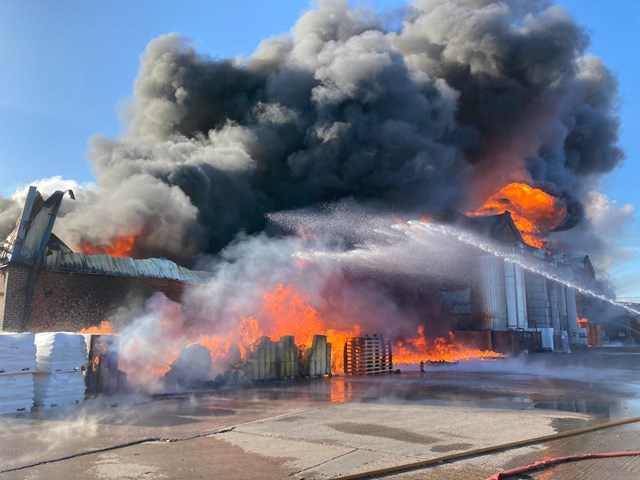 Fire in BurtonUponTrent - photo taken 1143am 31 March 2022(2)