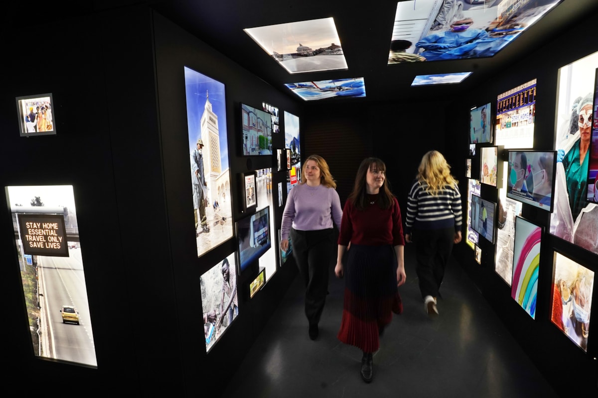 3. Visitors in Injecting Hope at the National Museum of Scotland. Photo © Stewart Attwood