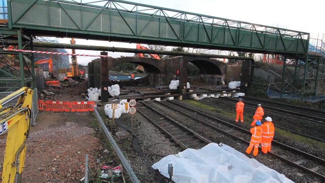 Rail bridges demolished over Christmas for new Crossrail trains: Crossrail Christmas work 2012