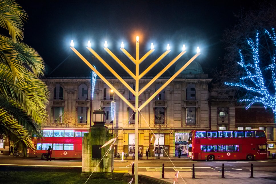 menorah2