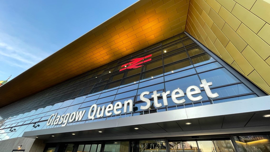 Queen Street Scoops Station Excellence Award: GQS pic-3