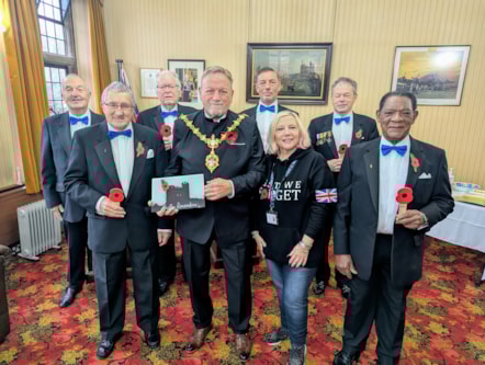 The Mayor of Dudley with The Gentleman Songsters