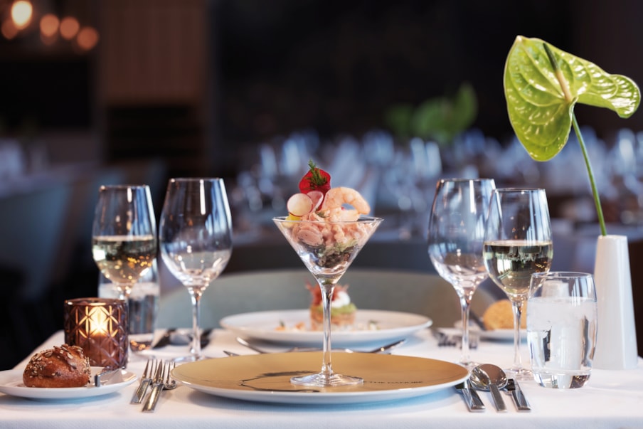 SHP Panorama Restaurant SotD INT 20432