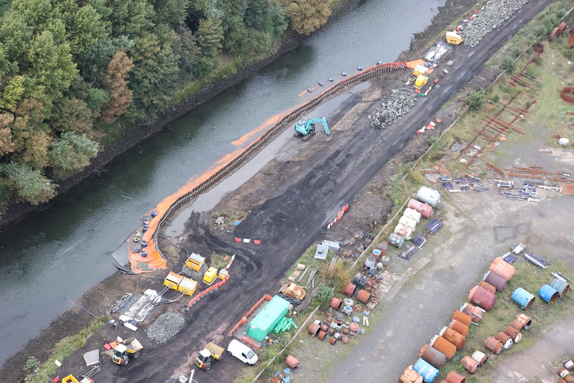 Dropping the curtain on silt-risk from Levenmouth scour works: Leven Scour work aerial