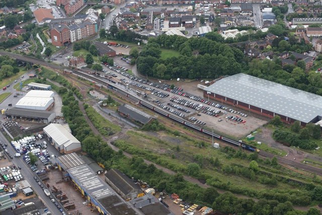 Passengers in East Midlands urged to plan ahead this weekend as major upgrade to railway takes place: Passengers in East Midlands urged to check before they travel as Network Rail carries out major upgrade to railway