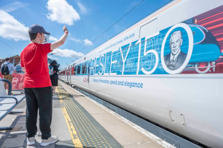 Welcoming LNER Azuma Gresley 150 to Doncaster Station