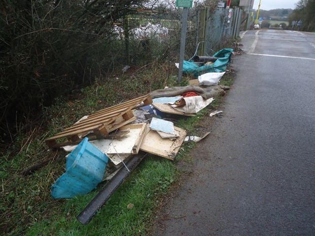 Fly-tipping at Thornwell Road level crossing