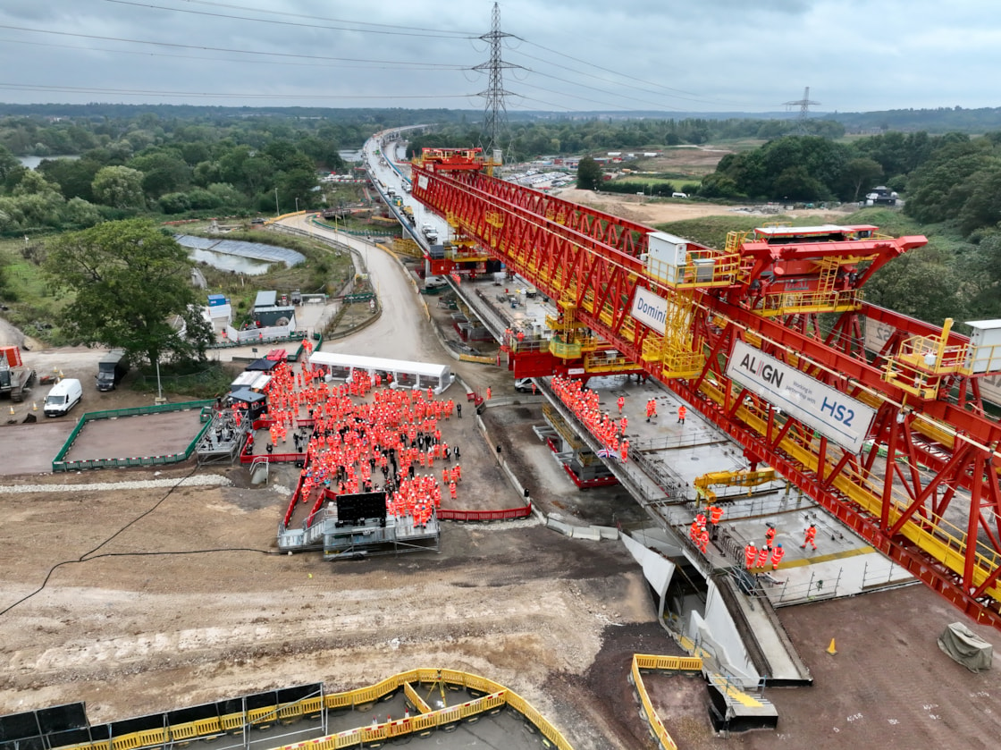 240905 Final deck segment of Colne Valley viaduct installed DJI 0831