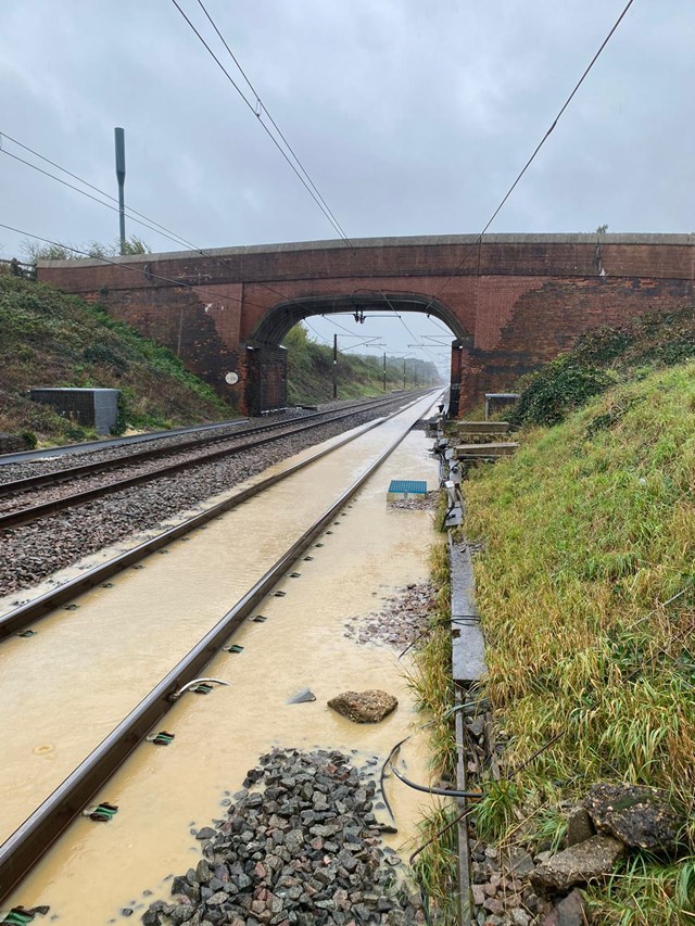 Flooding on the ECML Grantham (Peascliffe) 1, Network Rail: Flooding on the ECML Grantham (Peascliffe) 1, Network Rail