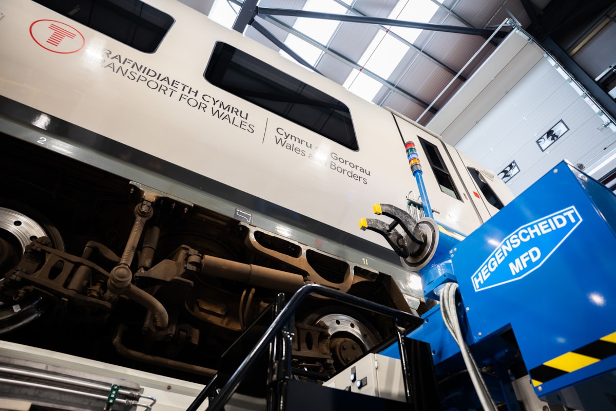 Holyhead Wheel Lathe opening-9