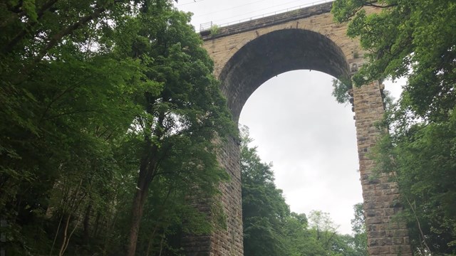 Viaduct protection work begins at Orbiston: orbiston viaduct north lanarkshire