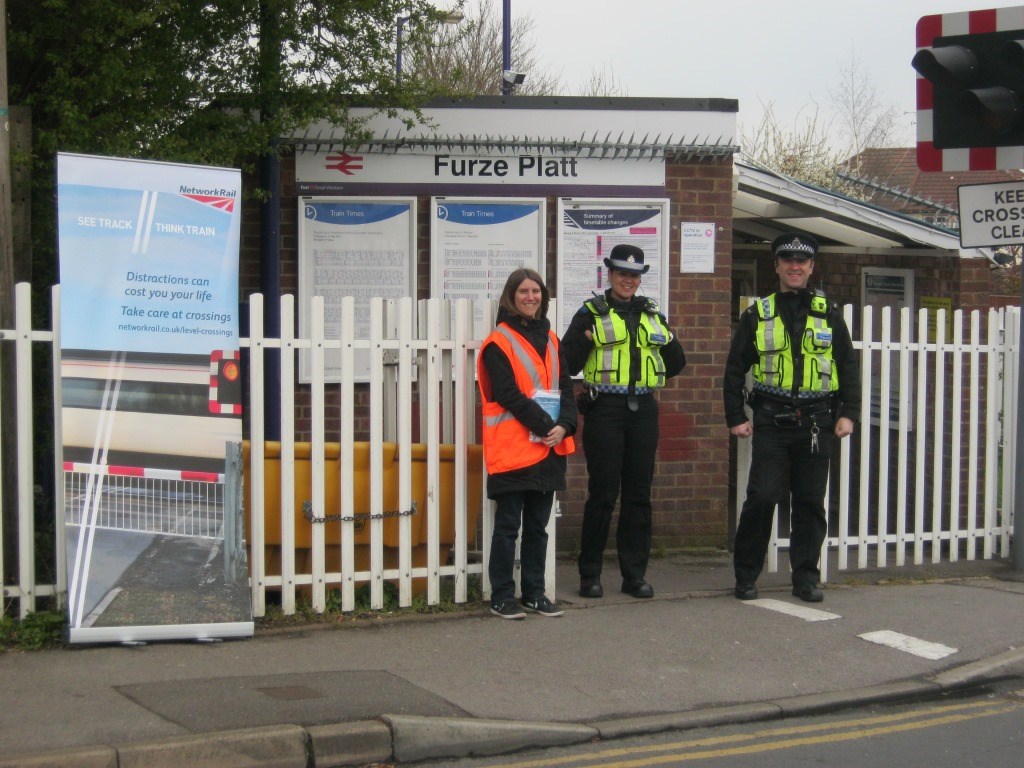 Furze Platt level crossing users get the safety message: Children and young people in Maidenhead are learning to stay safe on the railway by representatives from Network Rail, British Transport Police, First Great Western and Furze Platt Secondary School.