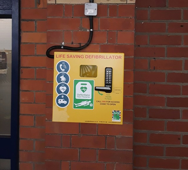 Lifesaving defibrillators have now been installed at six railway stations in Yorkshire and Lincolnshire-2