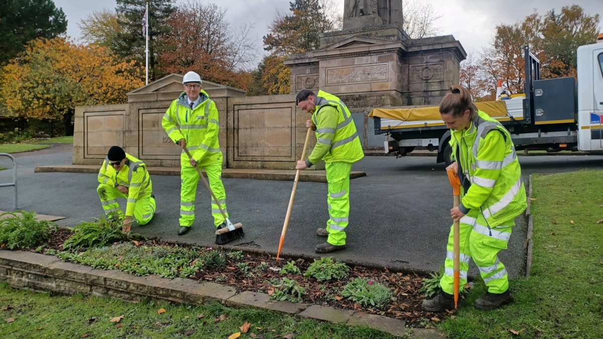 Cllr Warren Goldsworthy and LCC staff at Accrington War Memorial in Oak Hill Park cropped-2