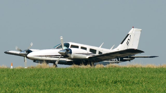 Air field plane 240322 - 1-1