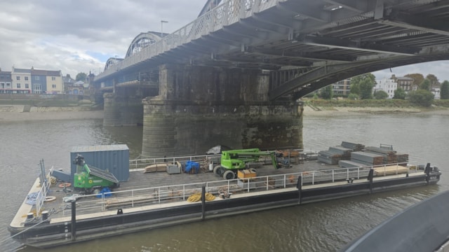 COMPLETED: Trains running between Kew Bridge and Barnes again after nine-day closure to strengthen Barnes Bridge: Barnes Bridge complete