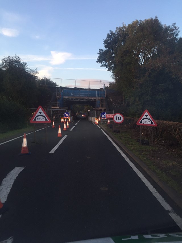 Lane restrictions as road users approach Fosse Way bridge