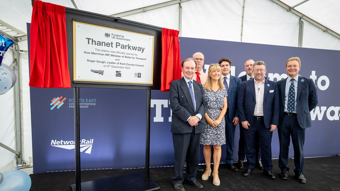Rail Minister officially opens Thanet Parkway station as Southeastern and Network Rail prepare to welcome customer number 10,000: Thanet Parkway opening group shot
