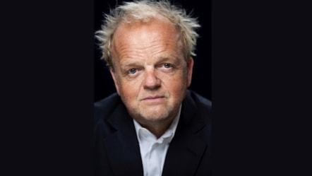 Toby Jones 2