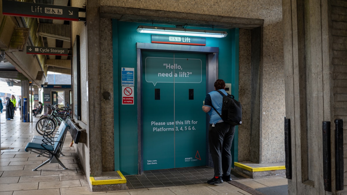 Avanti West Coast has worked with behavioural science specialist, Richard Shotton, to create bespoke artwork at Stafford that has a similar appearance to eyes and a mouth as part of its Take care. Get there. safety campaign, which aims to draw attention to unsung features including lifts.