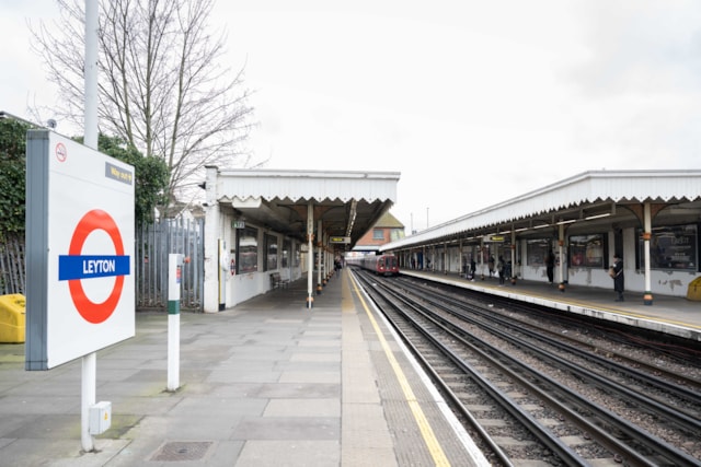 Leyton platform