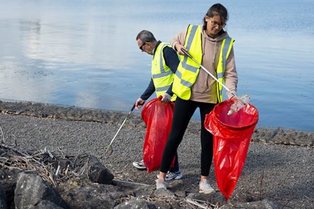 Cardiff Bay Litter Pick SUP-3
