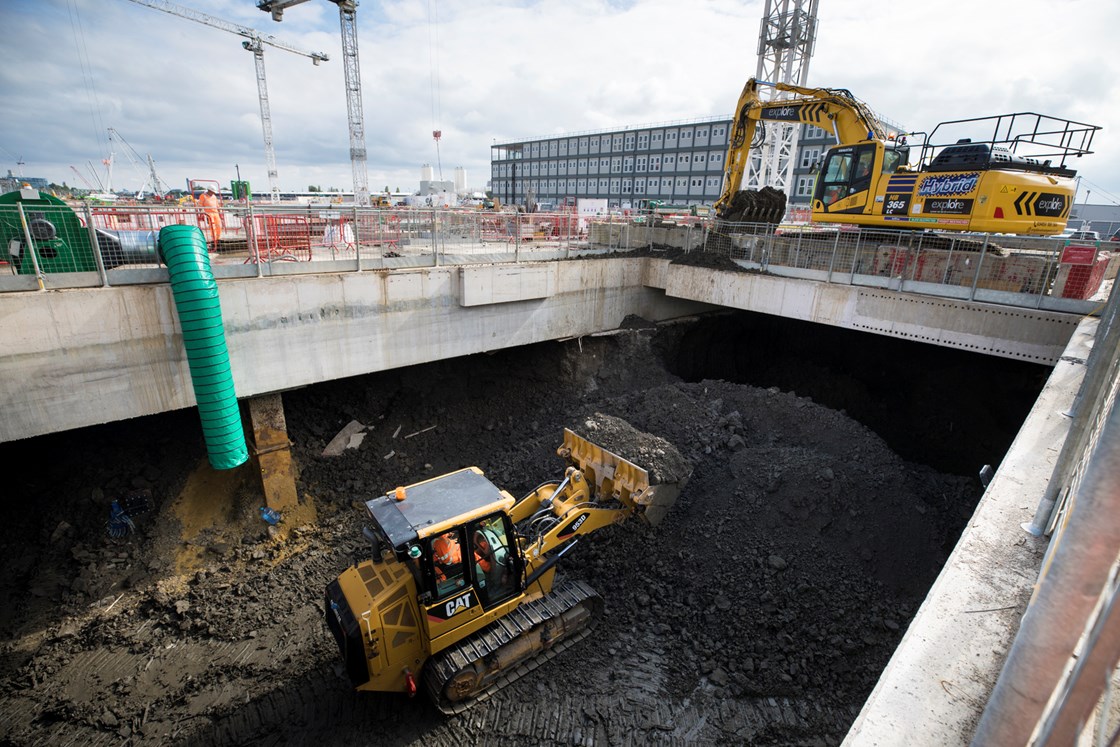 Expanded excavation ongoing in the west box at Old Oak Common-3