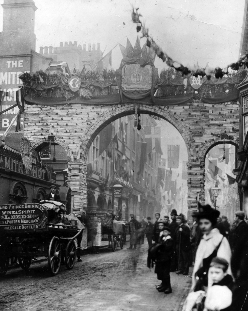 Photo flashback reveals day Leeds folk used their loaf to welcome upper crust visitor: Leeds Bread Arch, 5th October 1894. Copyright Leeds Libraries, Leodis.net
