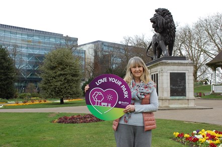 Karen supporting the 'Love Your Park' anti-litter campaign. Photo taken in the Forbury Gardens.