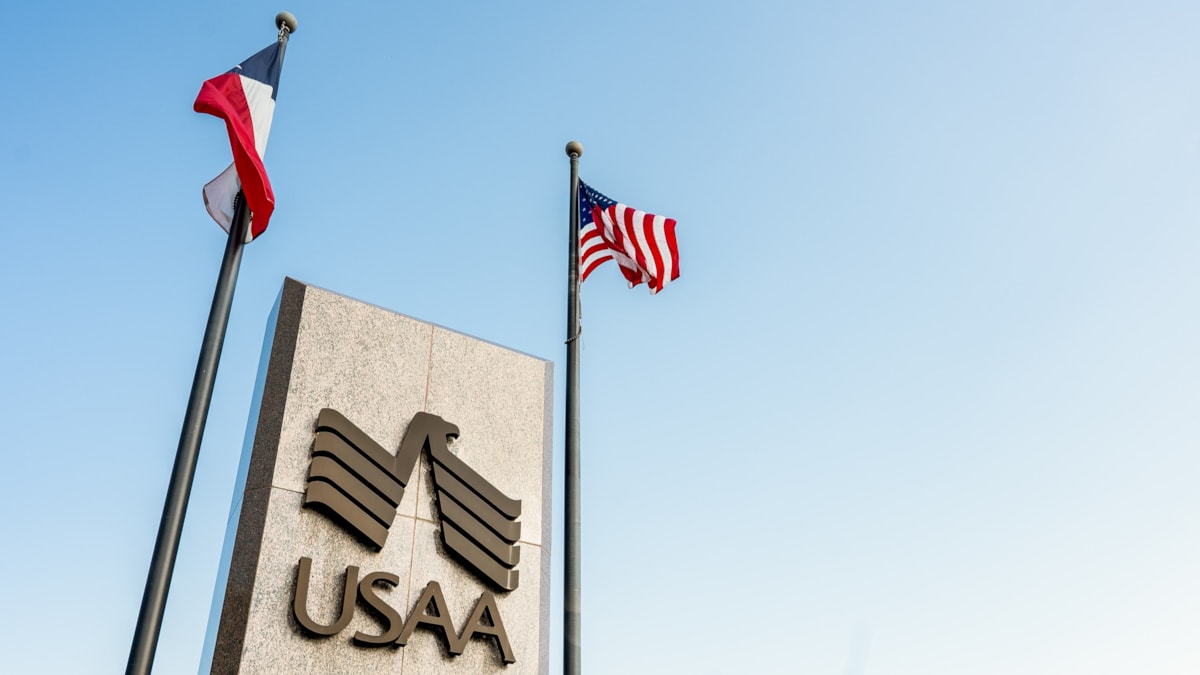 USAA Federal Savings Bank Sign cropped