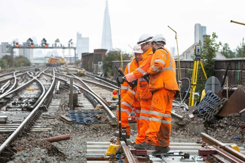 More reliable journeys ahead for Southeastern customers as £90m re-signalling begins across the Lewisham area: Lewisham-track-and-junctions-900x600-c