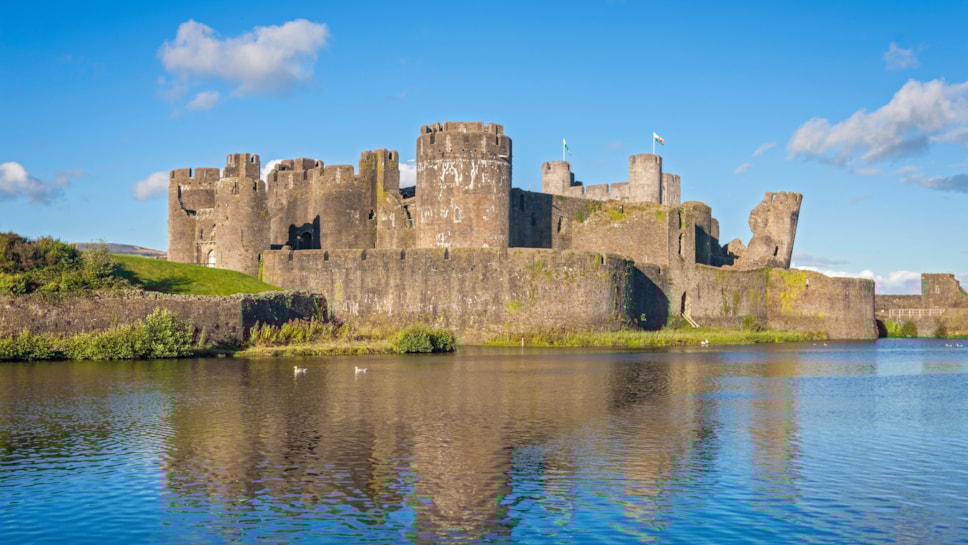 34052-caerphilly-castle-caerphilly cropped