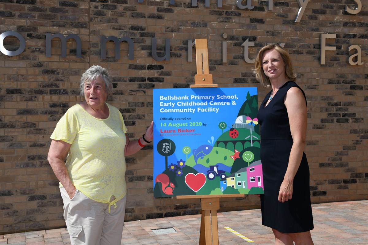 Laura and Nancy Murray