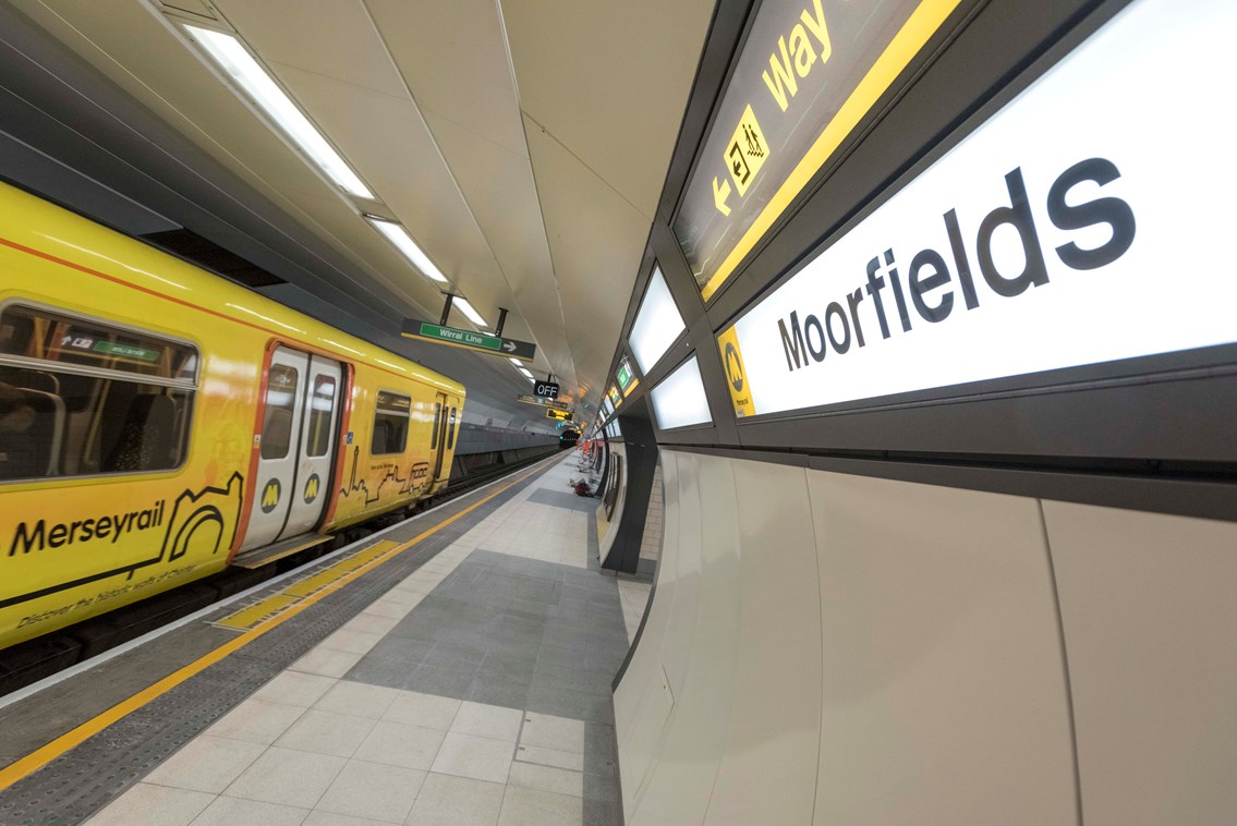 Moorfields station platform upgrade