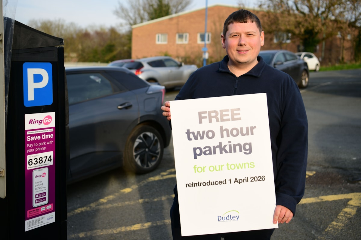 Cllr Simon Phipps 2 hours free parking 2