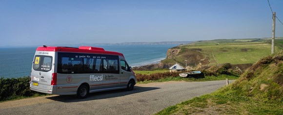 fflecsi Pembs coastline