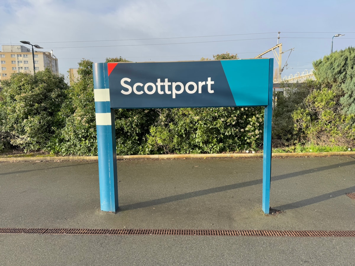 Scottport station sign