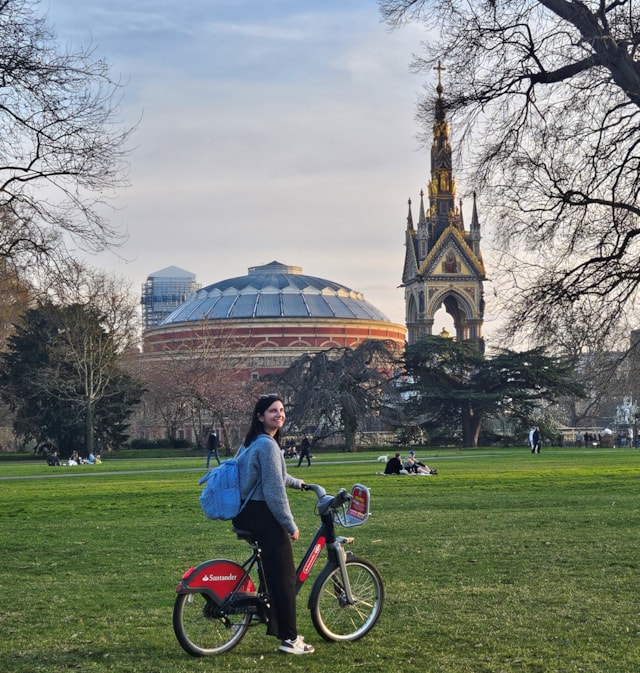 Martin Kemble’s shot of his partner Marisa Penagos on a Santander Cycle with the historic Royal Albert Hall