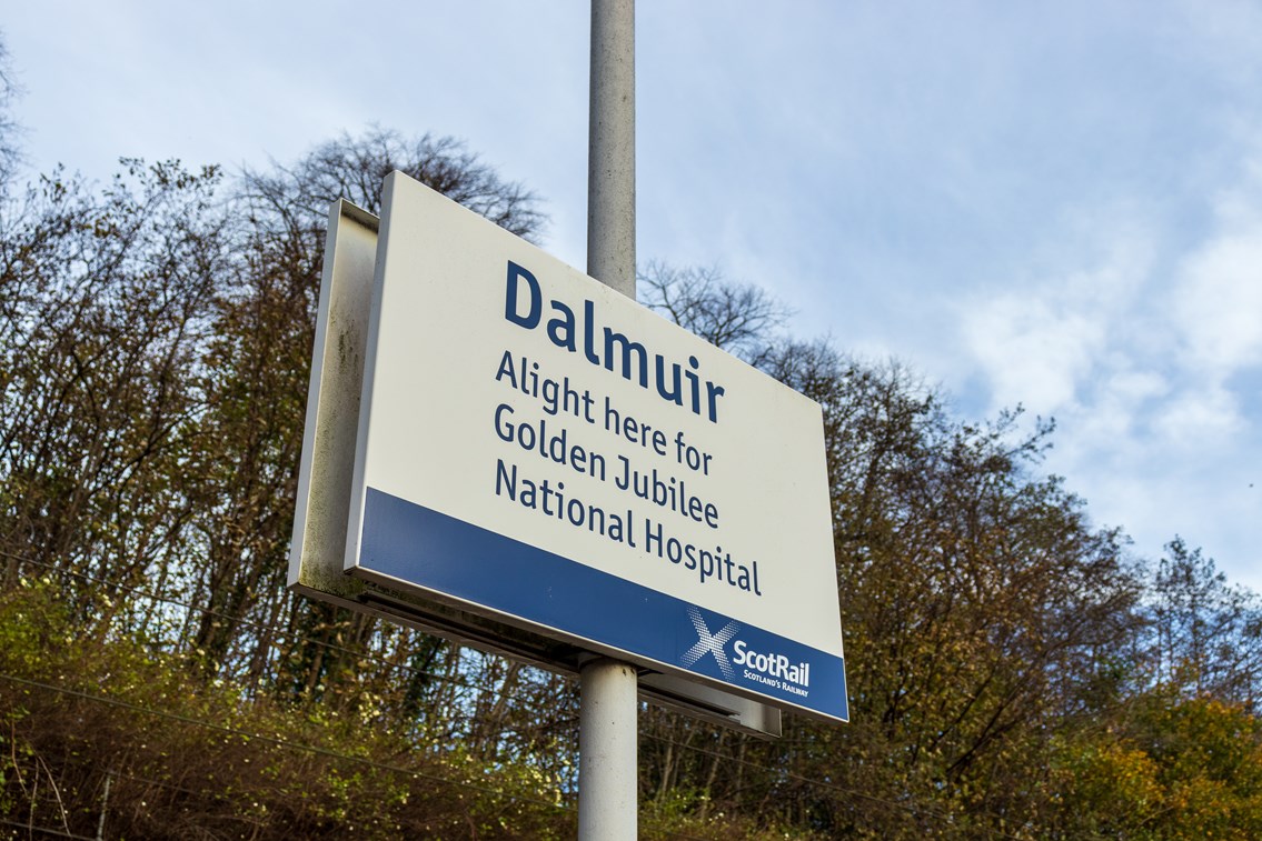 Dalmuir station sign