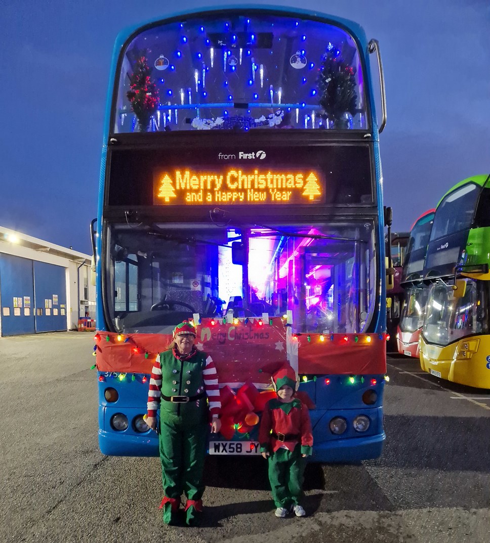 Christmas bus 2023