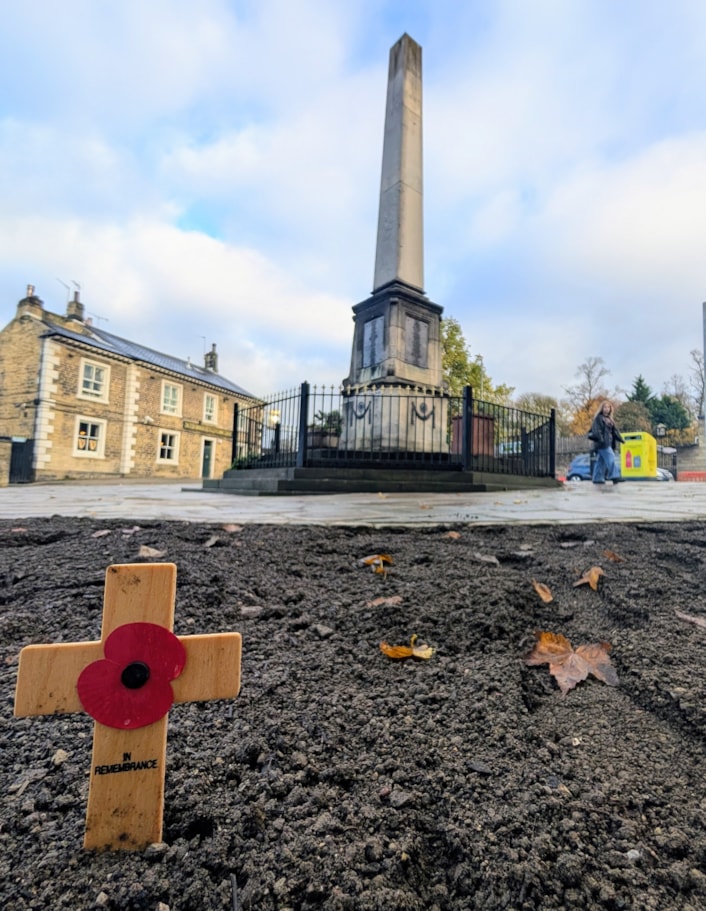 Headingley War Memorial 4: Headingley War Memorial 4