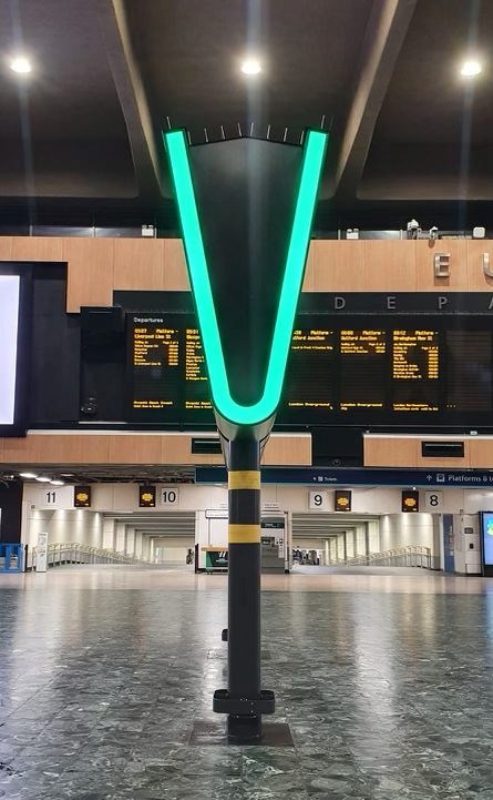 Profile of new departure boards at Euston