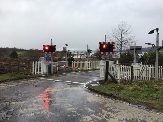 Bunchrew Level Crossing upgrade and road closure: Bunchrew LX